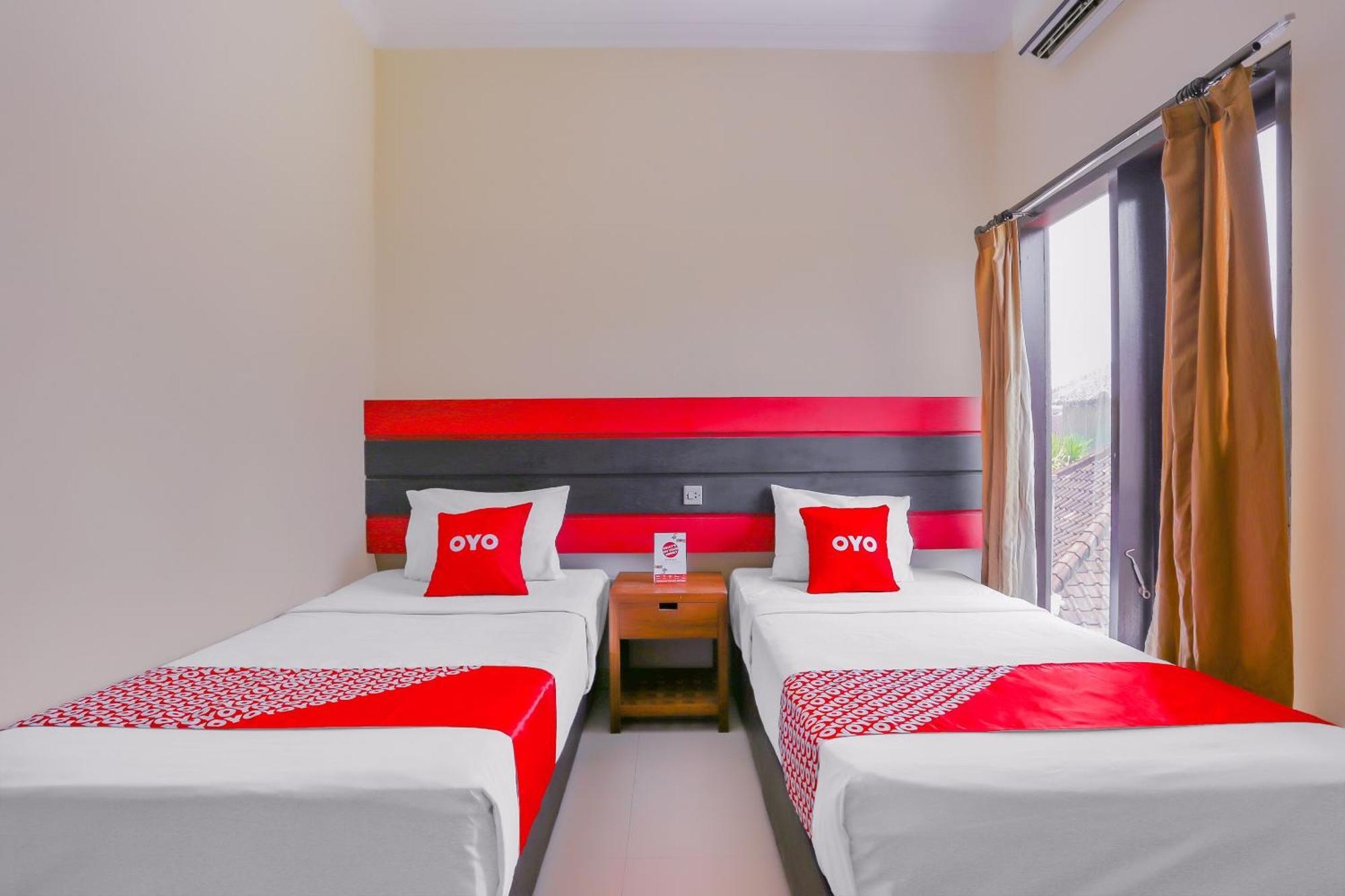 Oyo 4012 Ari Beach Inn Кута Екстер'єр фото